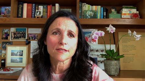 Julia Louis Dreyfus Urges Americans To Register To Vote And Sign Up To