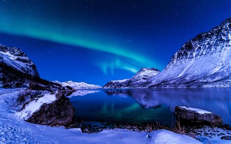 Beautiful Sky Night Winter Iceland Northern Lights Wallpaper