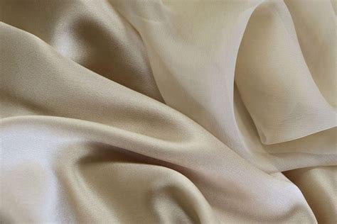 Plain Cream Raw Silk Crepe Fabric At Rs 23 Meter In Surat ID 23389188455