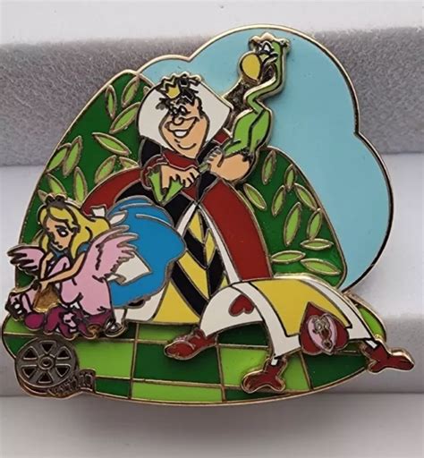 Disney Pin Walt Classic Collection Alice In Wonderland Queen Of Hearts