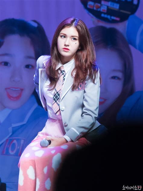 Jeon Somi Androidiphone Wallpaper 92159 Asiachan Kpop Image Board