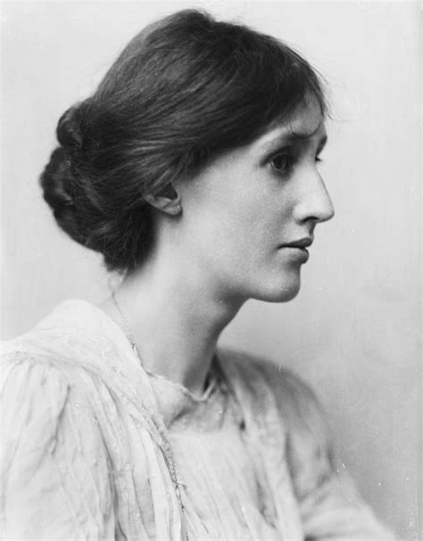 Virginia Woolf's Onetime Home Listed for $4.62 Million - WSJ