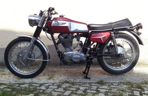 Ducati 350 Desmo Mark3 Mk3 Bevel 1969 Single Vintage