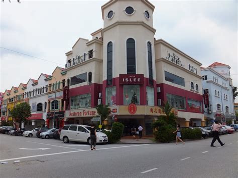 You'll find cheaper accommodations in kota damansara in september and august. haPpY HaPpY: Restoran Fortune @ Kota Damansara for Dim Sum