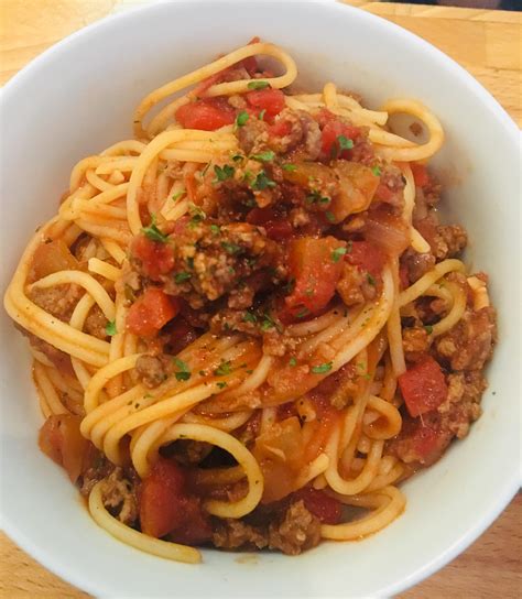 Homemade Spaghetti With A Ground Beef Tomato Sauce Rfood