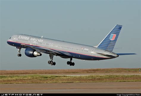 N542ua Boeing 757 222 United Airlines Brian Peters Jetphotos