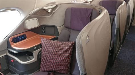 This configuration has 19 extra legroom. Review: Die neue Singapore Airlines Business Class im Test