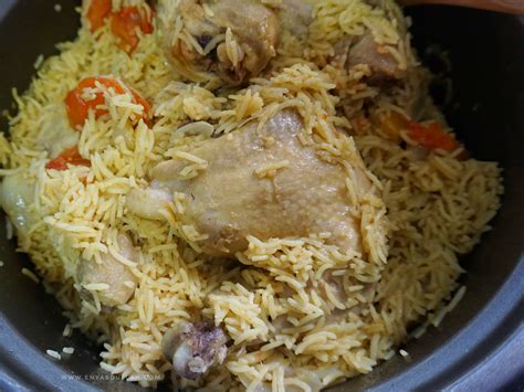Hmmm teringin nak cuba resepi nasi arab tapi susah tak?. Nasi Arab Mudah Guna Rice Cooker Je | EnyAbdullah.Com