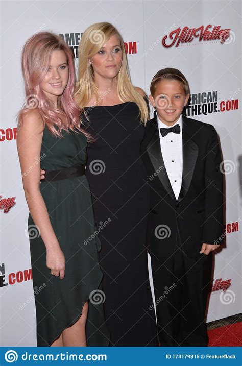 Reese Witherspoon And Ava Elizabeth Phillippe And Deacon Phillippe Editorial Image Image Of Event