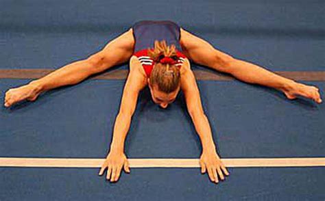how do you do a center split in gymnastics pancake stretch gymnastics routines gymnastics