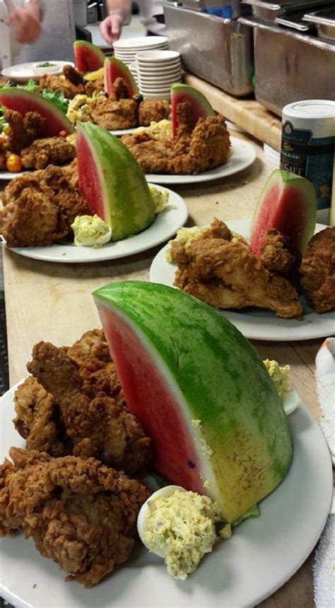 Stop thinking and start cooking, for we have dug out the recipe of farzi fried chicken or ffc (yes, finally!). Cold Fried Chicken is a Cool Southern Tradition | Allrecipes