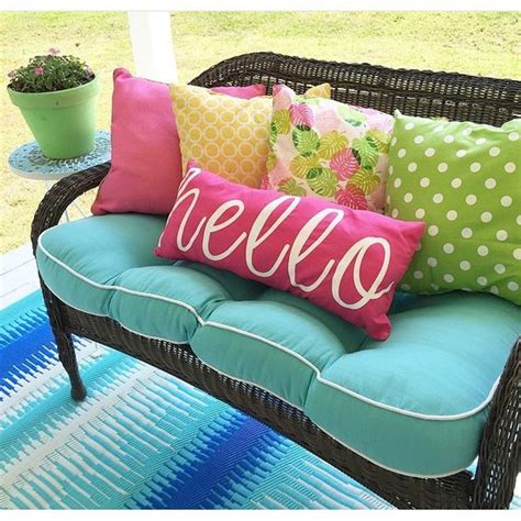 Bright Spring Colors For Your Outdoor Living Space Kovi