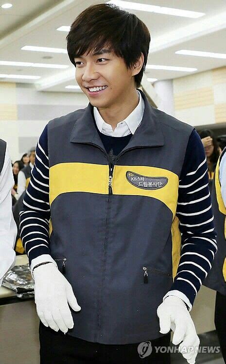 He said he never dated a celebrity before, but he hope might get to date one. Pin en Lee Seung Gi