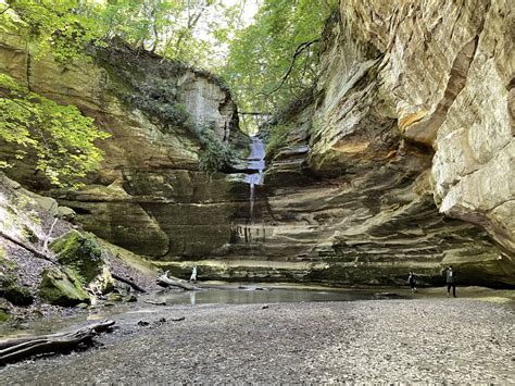 take a tour at starved rock state park starved rock country