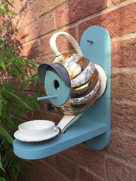Bird nest box | Nesting boxes, Bird houses, Bird nest