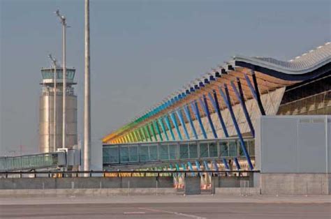 Studio Fc Madrid Barajas Airport Architect Richard Rogers