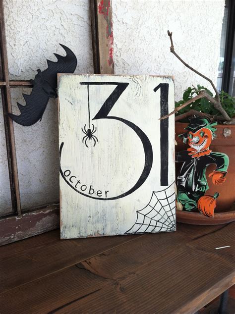25 Spooky Etsy Halloween Decorations To Get In 2017