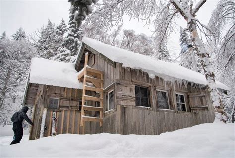 7 Cabins In Vermont Where You Can Stay Cozy This Winter