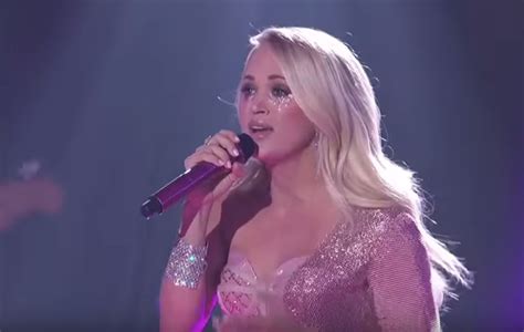 Carrie Underwood Rocks Out American Idol Return Videos