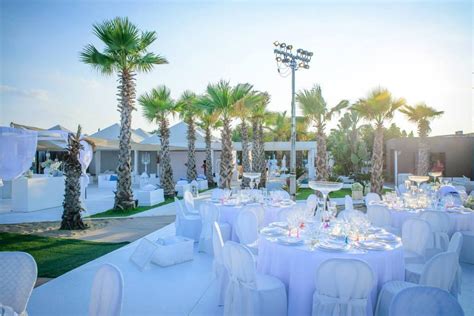 Looking for the closest hotels near catania beach? Catania Beach Club - Dazzled