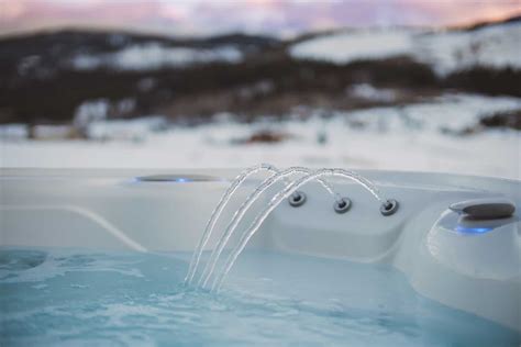 10 Tips For Using Your Hot Tub In Winter Ultra Modern Pool And Patio