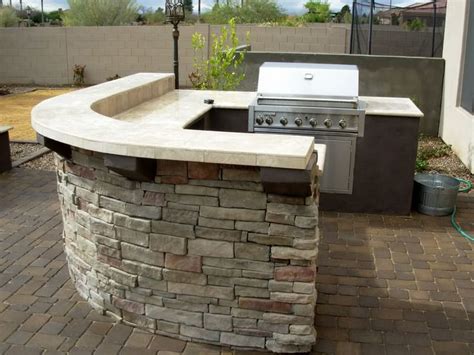 Our finished outdoor kitchens utilize the same bolt together technology as our ready to finish kits. outdoor patio built in bar - Google Search | PATIO/GARDEN ...