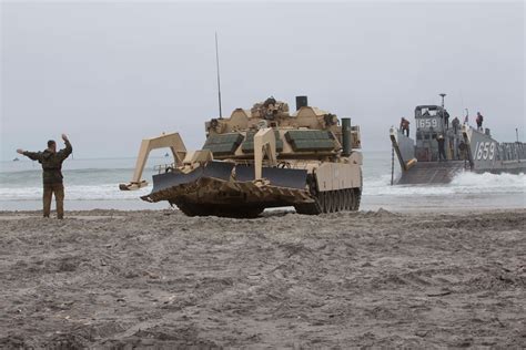 Snafu Us Marine Corps M1150 Assault Breacher Vehicle Exits A Us