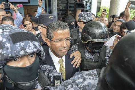 Expresidente Salvadoreño Francisco Flores Bajo Arresto Domiciliario