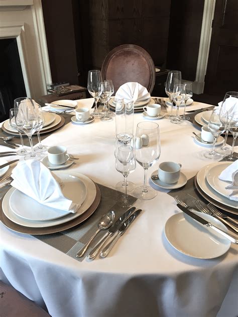 Setting a formal dinner table may seem complicated, it's actually not that hard if you're armed with the right tips. A Guide to Silver Service Table Settings | Polo & Tweed