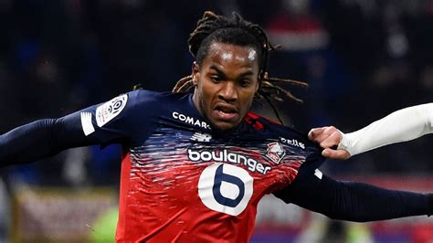 Он играет на позиции центр. Renato Sanches: I'm much happier at Lille than I was at ...