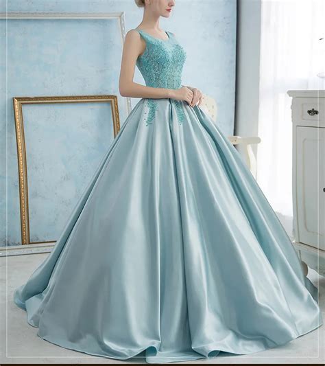 Fashion Light Blue Evening Dress Appliques Lace Up Ball Gown Prom Gown 2017 New Design Satin