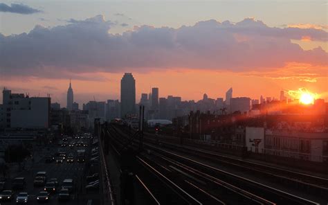 New York City Nyc Usa Evening Sunset Sun Track Train