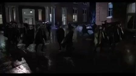 Az orosz elnök hirtelen meghal, szinte ismeretlen utódja nyugtalanságot kelt az amerikaiak között. Börtön a pokolban.divx teljes film, 2006 teljes film, 90 ...