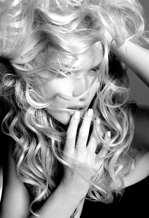 pin by adriana sarmiento on hairstyles blonde moments portrait girl beauty