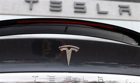 Tesla Recalls More Than 300000 Vehicles In Us Over Rear Light Problems