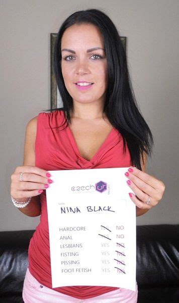 Nina Black Casting Amateur Gets Naked In Virtual Reality