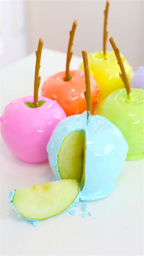 Rainbow Candy Apples Recipe In 2020 Candy Apple Recipe Rainbow