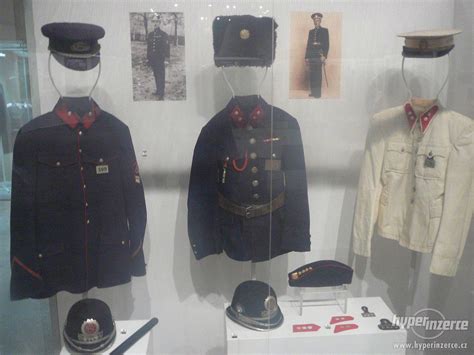 Koupím četnické A Policejní Helmy čepice A Uniformy Bazar