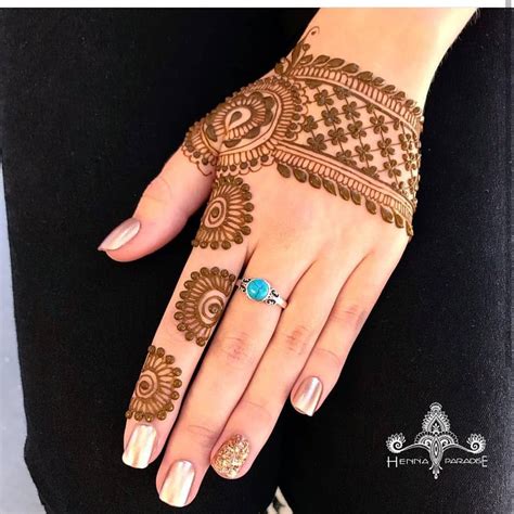 30 stylish and elegant finger mehndi designs tikli