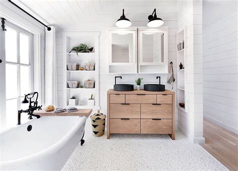 51 Cozy Master Bathroom Decor Ideas ~