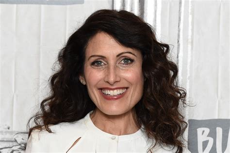 Lisa Edelstein Says Girlfriends Guide Isnt Afraid Of Showing The Truth