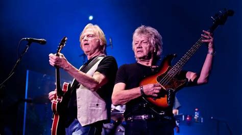 Photos The Moody Blues Make A Precious Cargo Tour Stop At The Joint