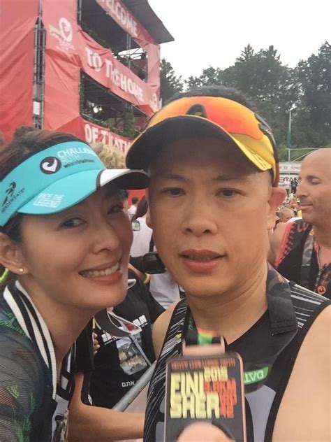 Jun 13, 2021 · 賈永婕在演藝圈等好友接力聲援下，已連續10天親送愛心便當到各大醫院挺醫護，她13日凌晨在臉書發文：「救命神器hfnc就要來了！請再等我一下！ 賈永婕老公超鐵 披國旗奔終點 - 自由娛樂