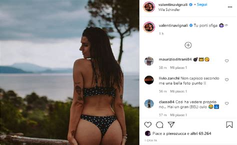 VALENTINA VIGNALI HOT BIKINI Da Urlo E Forme Mozzafiato Fan Impazziti Su Instagram