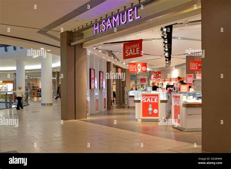 Sale At Jewellery Shop H Samuel Store Shop In Indoor Shopping Mall