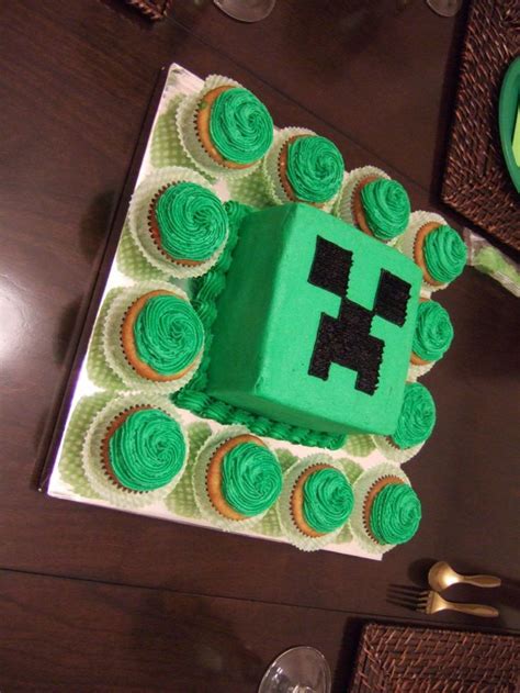 Minecraft Creeper Square Minecraft Creeper Cake And Cupcakes