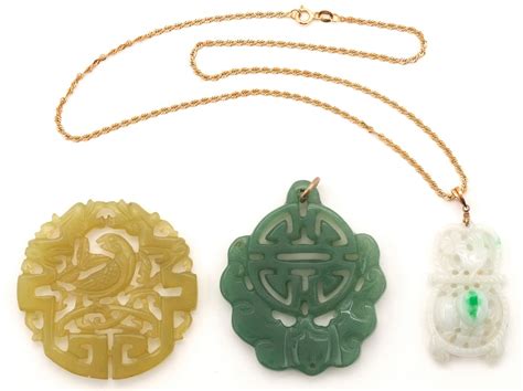Lot 304 3 Chinese Carved Jade Pendants Case Auctions