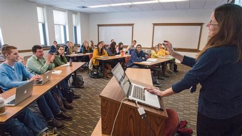Boston College Among Best In Undergraduate Teaching