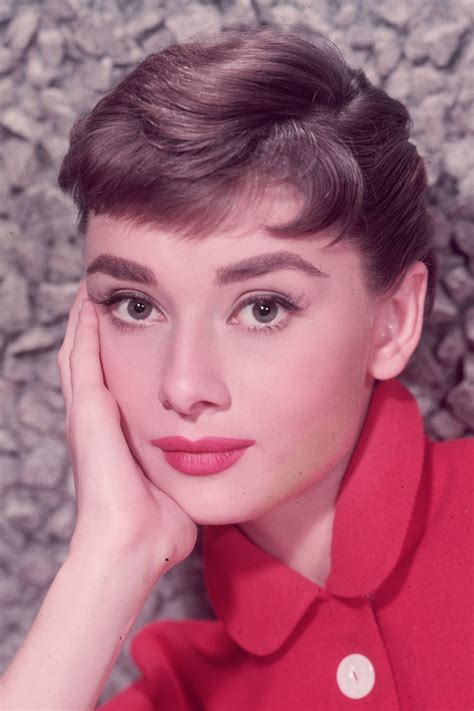 I Tried Audrey Hepburns Amazing Eyelash Trick Wedding Makeup