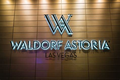 Review Waldorf Astoria Las Vegas Frugal Flyer